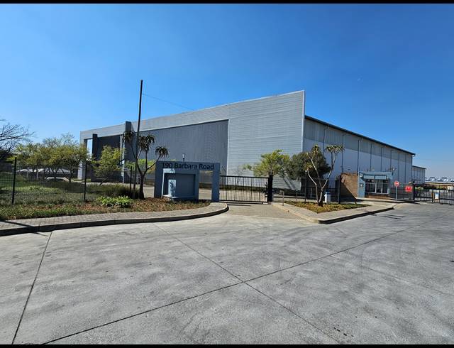 7,739M² WAREHOUSE TO LET IN ELANDSFONTEIN